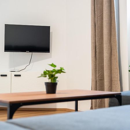 Central Living Apartments - Wielemansgasse Вена Экстерьер фото