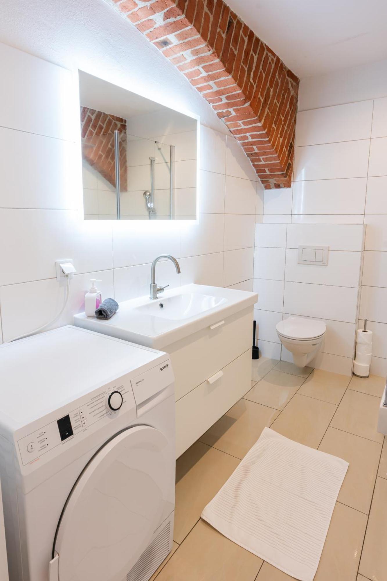 Central Living Apartments - Wielemansgasse Вена Экстерьер фото